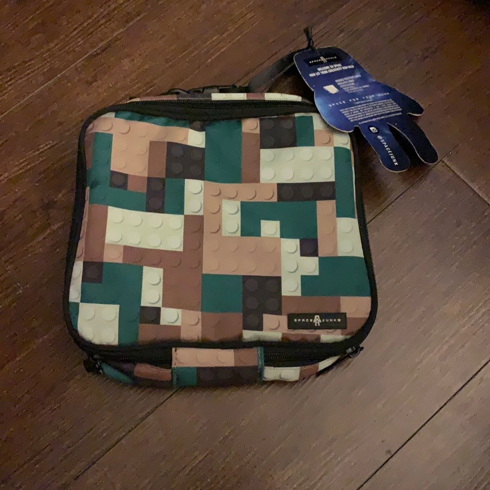 Space junk lunch bag